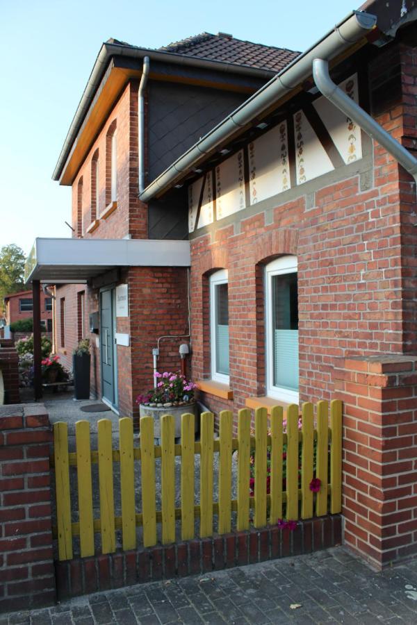 Apartment Hanske Isenbuettel Exterior photo